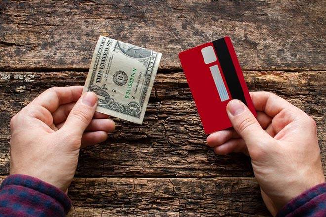 thẻ tín dụng có thể rút tiền mặt